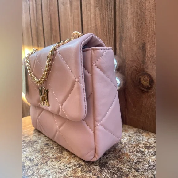 Badgley Mischka Quilted Big Chain Crossbody Bag - Picture 4 of 14